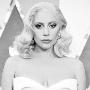  Lady Gaga - Mulheres no Entretenimento
